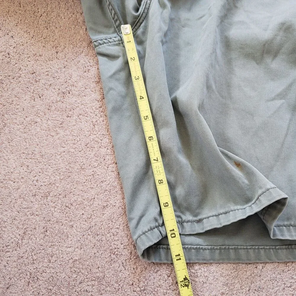Vintage 90s Levi's Silver Tab Khakis Size 36 Mens Baggy Green Cargo Shorts Skate
